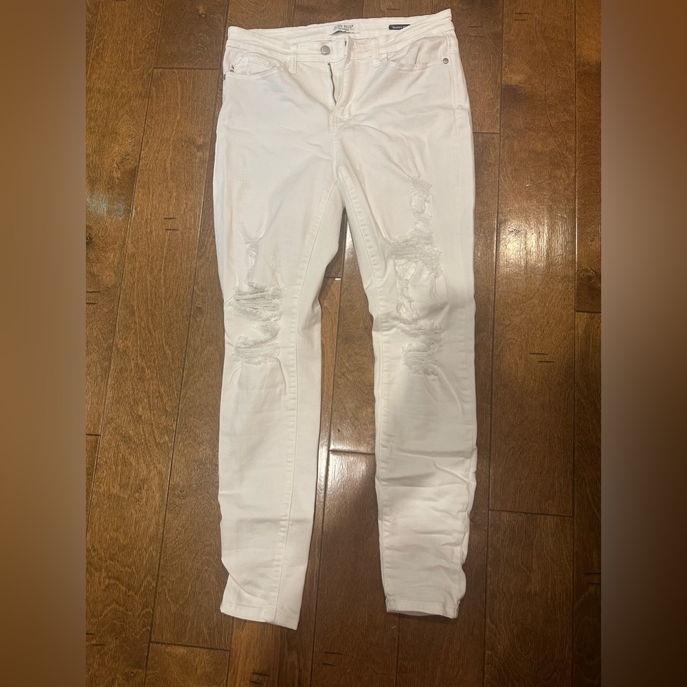 Judy Blue Women's White Distressed Skinny Jeans